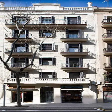 Eric Voekel Boutique - Sagrada Familia Barcelona