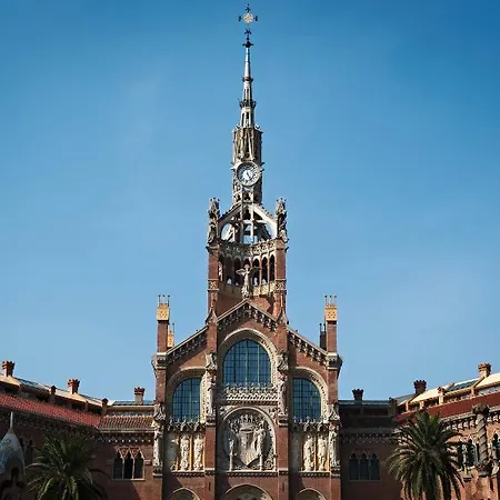 Eric Voekel Boutique - Sagrada Familia Apartment