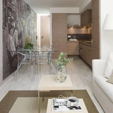 Eric Voekel Boutique - Sagrada Familia Apartment Barcelona